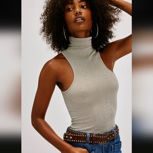 NWOT FP Intimately Always Ready Seamless Turtleneck Tank Mocha Meringue M/L